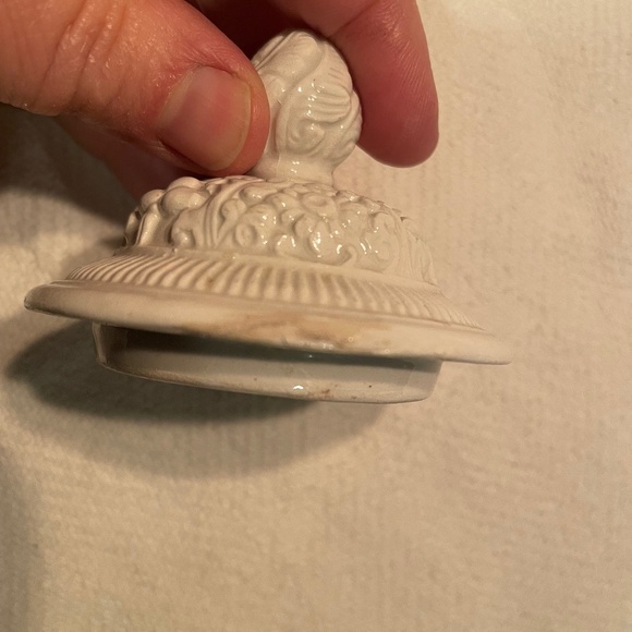 Vintage Mottahedeh Italian Covered Jar Creamware - Picture 9 of 10